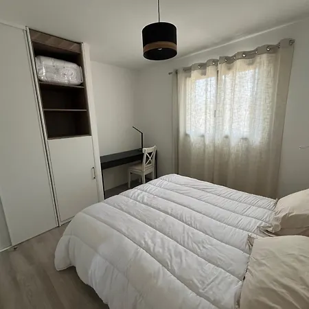 Apartment Chrisaline, Spacieuse, 5 Chambres, Piscine Chauffee Moliets-et-Maa