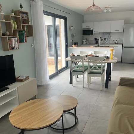 Chrisaline, Spacieuse, 5 Chambres, Piscine Chauffee Apartment Moliets-et-Maa