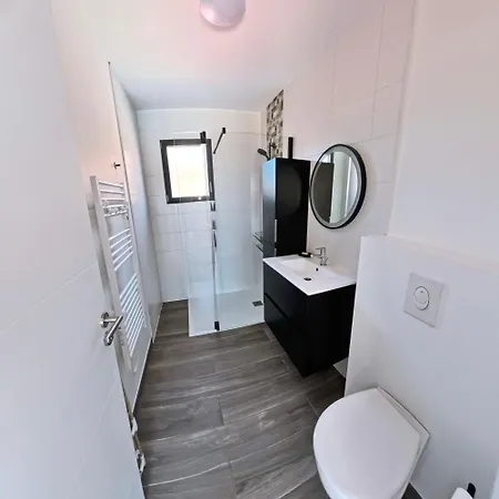 Chrisaline, Spacieuse Et Climatisee, 5 Chambres, Piscine Privee * Moliets-et-Maa