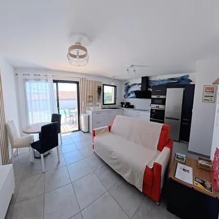 Chrisaline, Spacieuse Et Climatisee, 5 Chambres, Piscine Privee Apartment Moliets-et-Maa