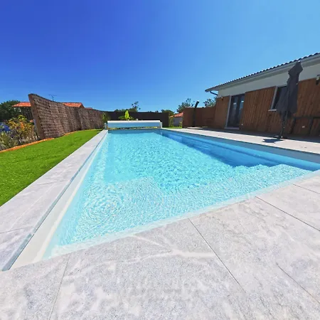 Chrisaline, 5 Ch, 10-15 Pers, Clim, Piscine Chauffée, équipements Premium